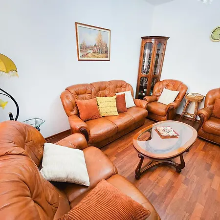 Sweet Vintage Apartment Tirana