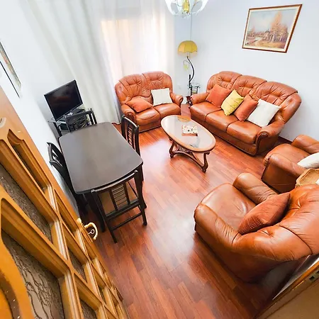 Apartment Sweet Vintage